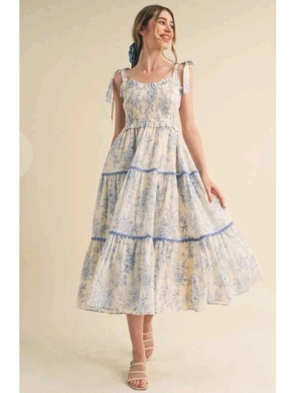 &Merci Tiered Smocked Midi Dress Romantic Party Event Floral Lined Size S Blue